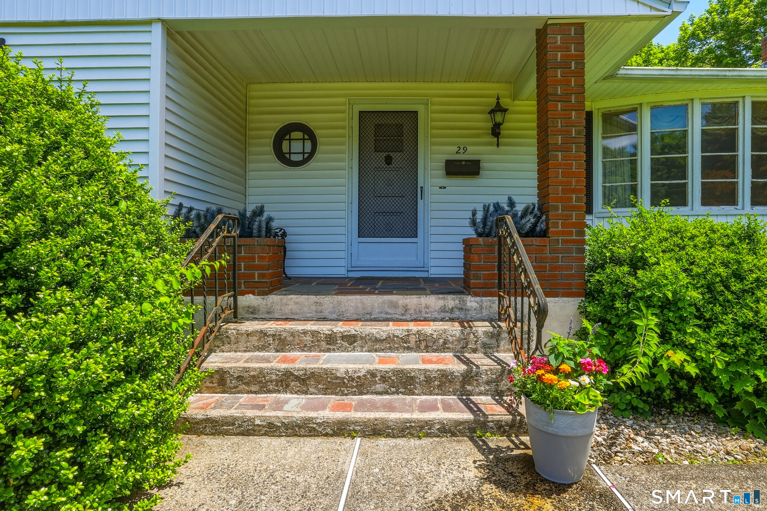 29 Glenview Drive