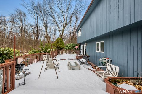Tiny photo for 10 Canterbury Way, North Haven, CT 06473 (MLS # 24155491)