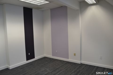 Tiny photo for 128 Garden Street #2nd floor 2, Farmington, CT 06032 (MLS # 24148193)