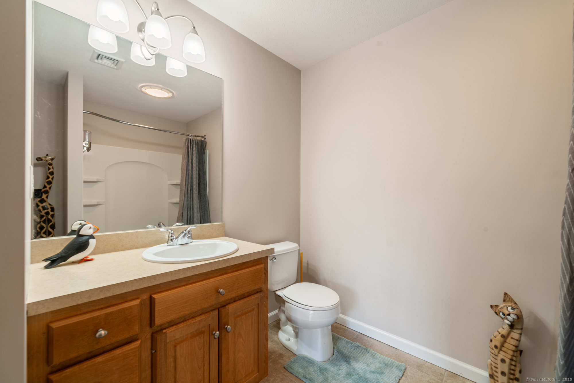 370 Emmett Street #APT 8-8, Bristol, Connecticut image 25