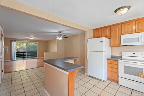 Tiny photo for 231 Boston Post Road #9, East Lyme, CT 06333 (MLS # 24136070)