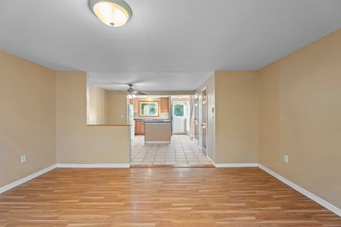 Tiny photo for 231 Boston Post Road #9, East Lyme, CT 06333 (MLS # 24136070)