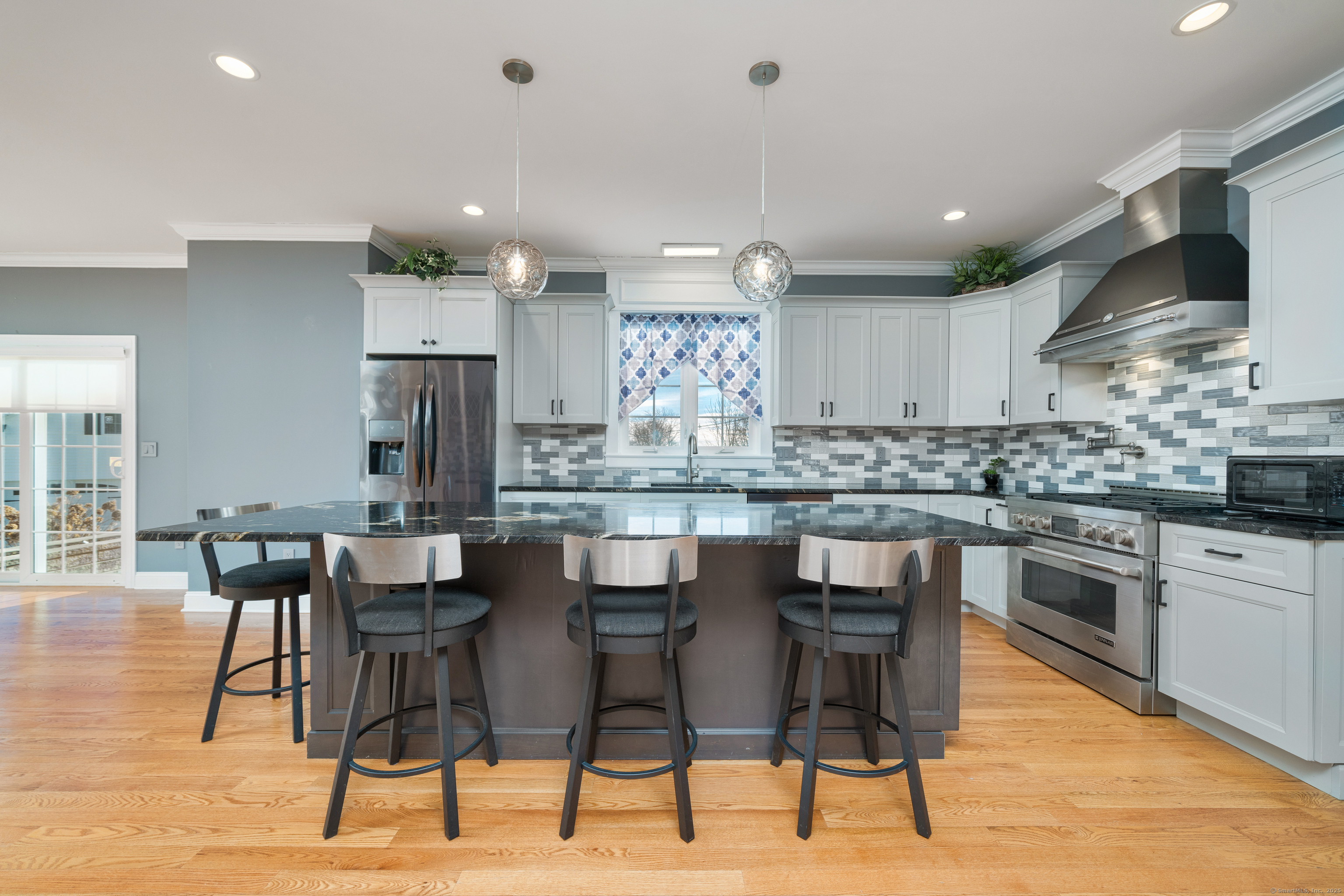 2 Hidden Brook Lane, Wallingford, Connecticut image 8