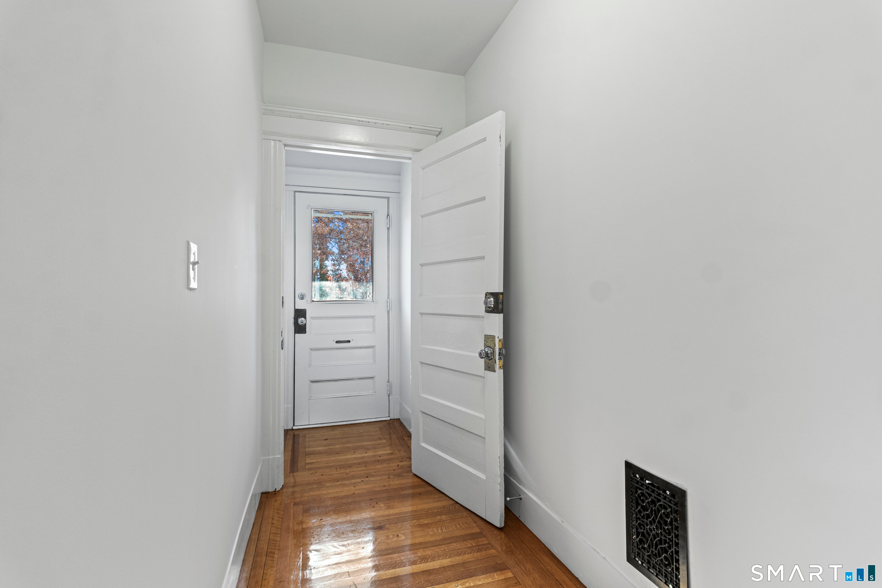 875 Elm Street