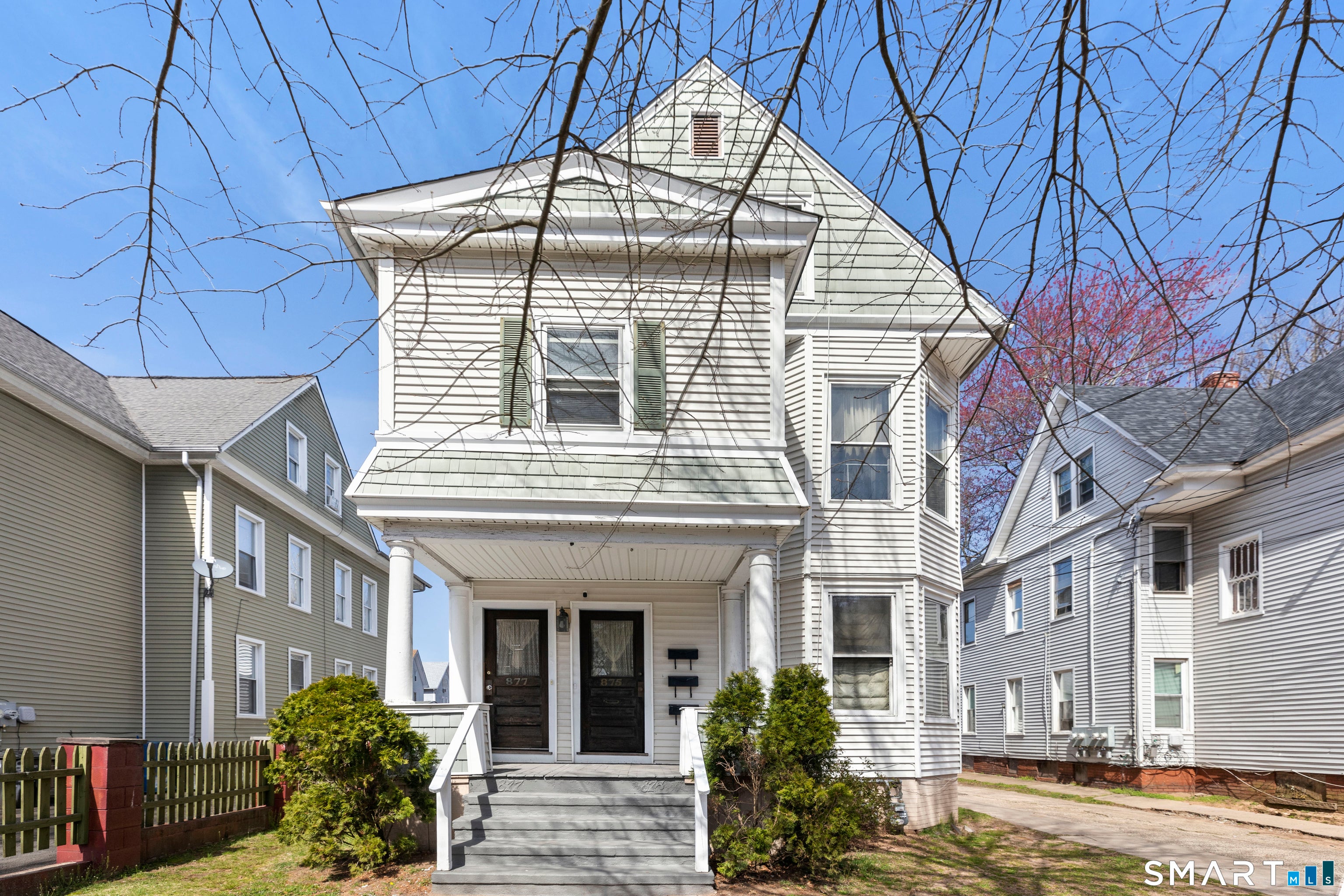 875 Elm Street