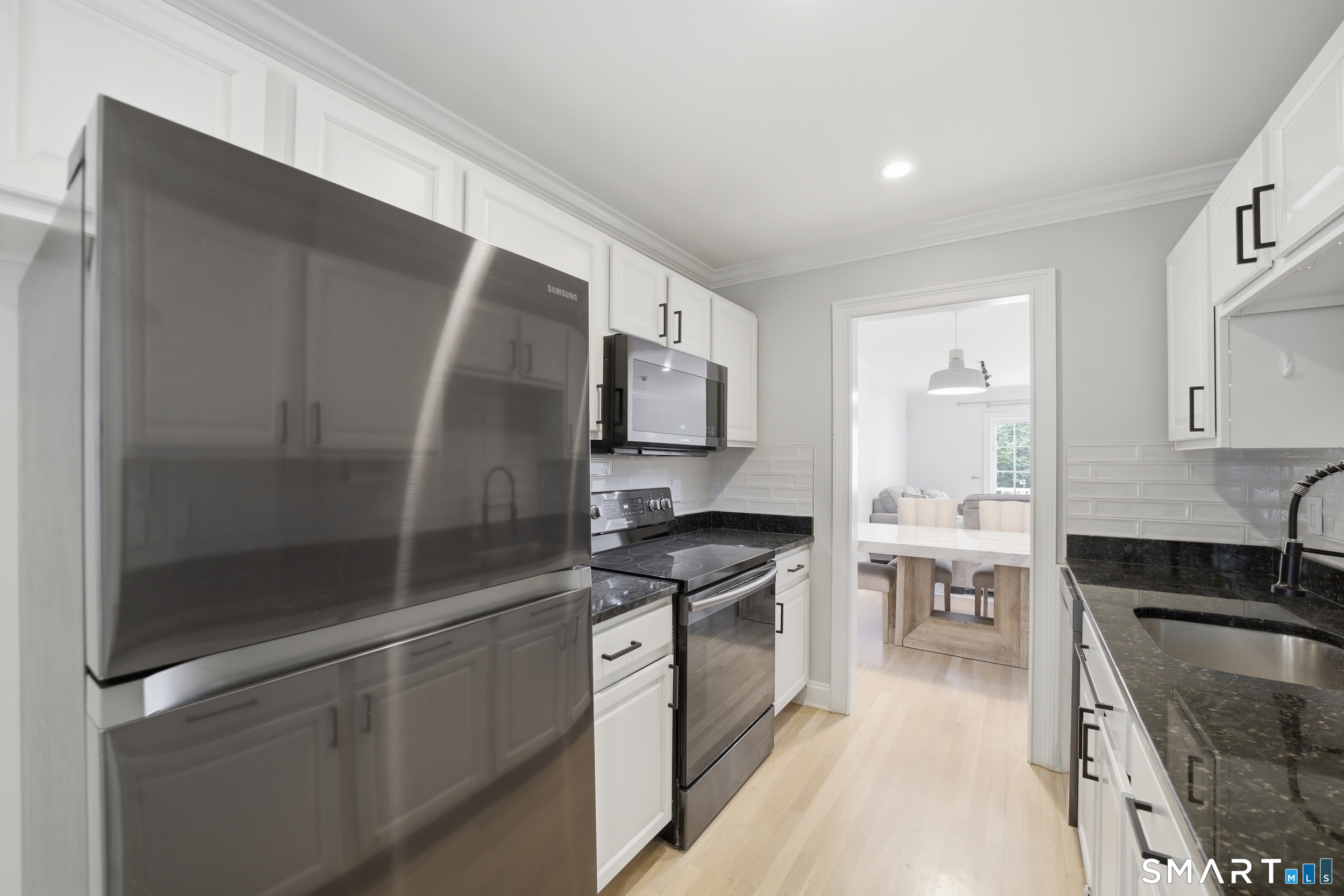 39 Maple Tree Avenue 26