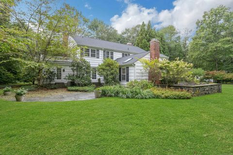 Tiny photo for 109 Stephen Mather Road, Darien, CT 06820 (MLS # 24125477)