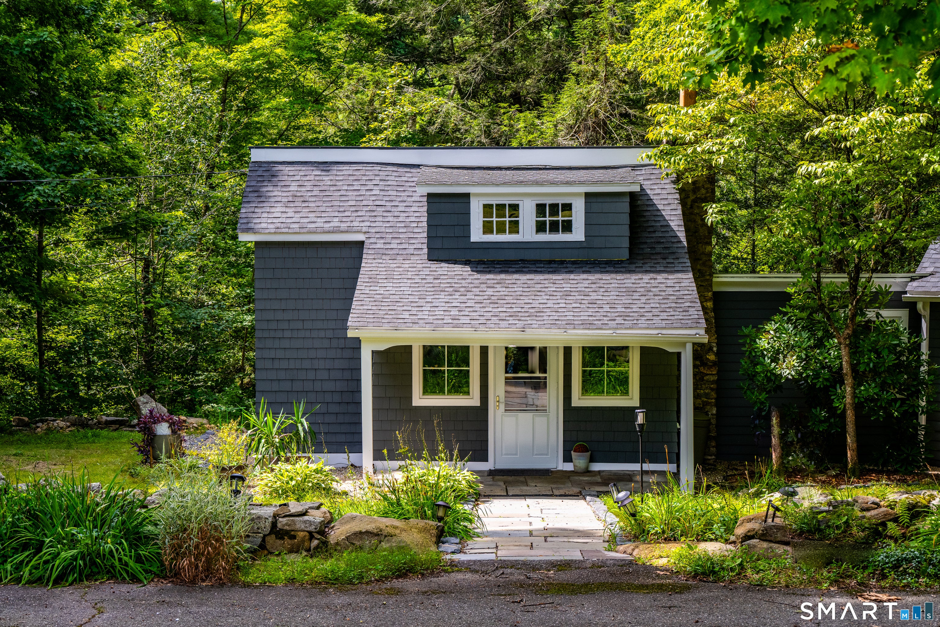 55 Essex Hill Road