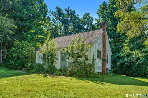 Tiny photo for 481 Main Street N, Woodbury, CT 06798 (MLS # 24197035)
