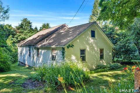 Tiny photo for 481 Main Street N, Woodbury, CT 06798 (MLS # 24197035)