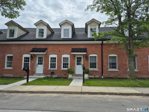Photo of 5 Front Street, Brooklyn, CT 06234 (MLS # 24179696)