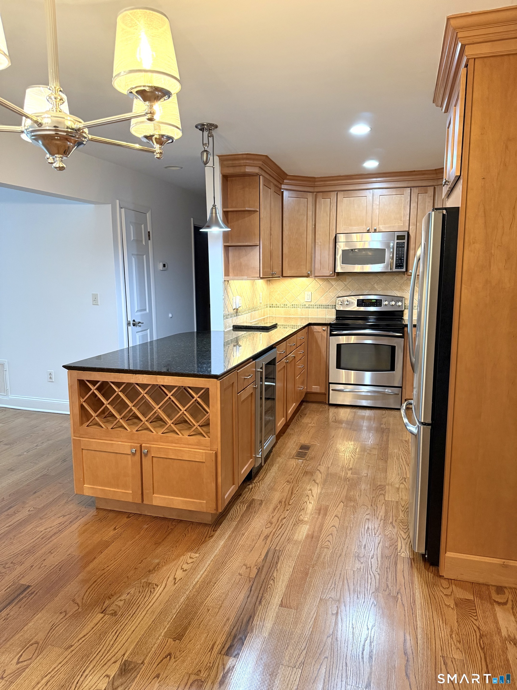 2289 Bedford Street G7