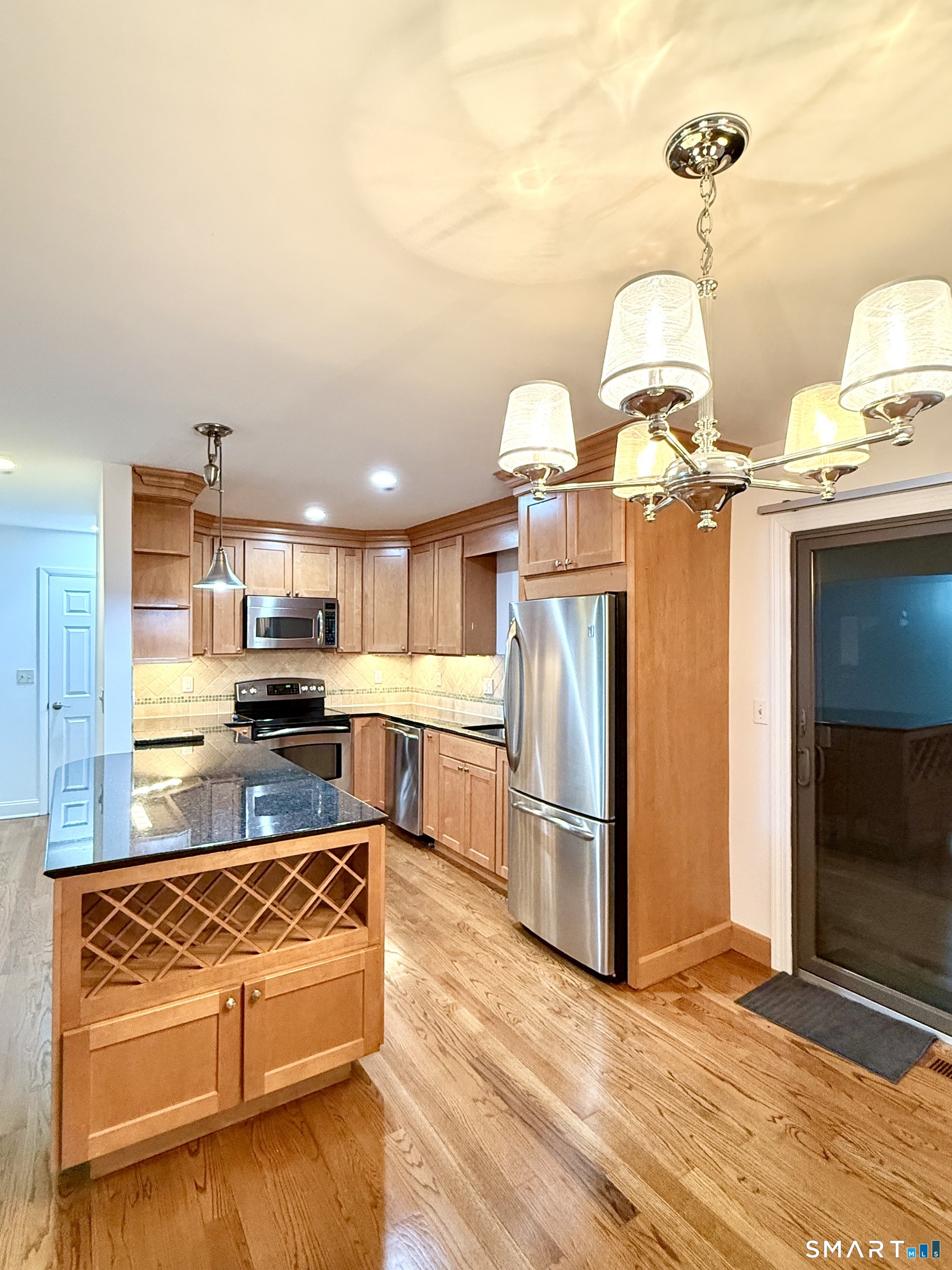 2289 Bedford Street G7