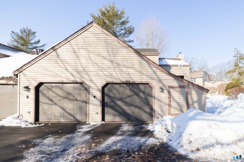 Tiny photo for 7 Maple Lane #7, Avon, CT 06001 (MLS # 24156451)
