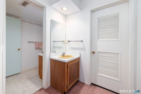 Tiny photo for 7 Maple Lane #7, Avon, CT 06001 (MLS # 24156451)