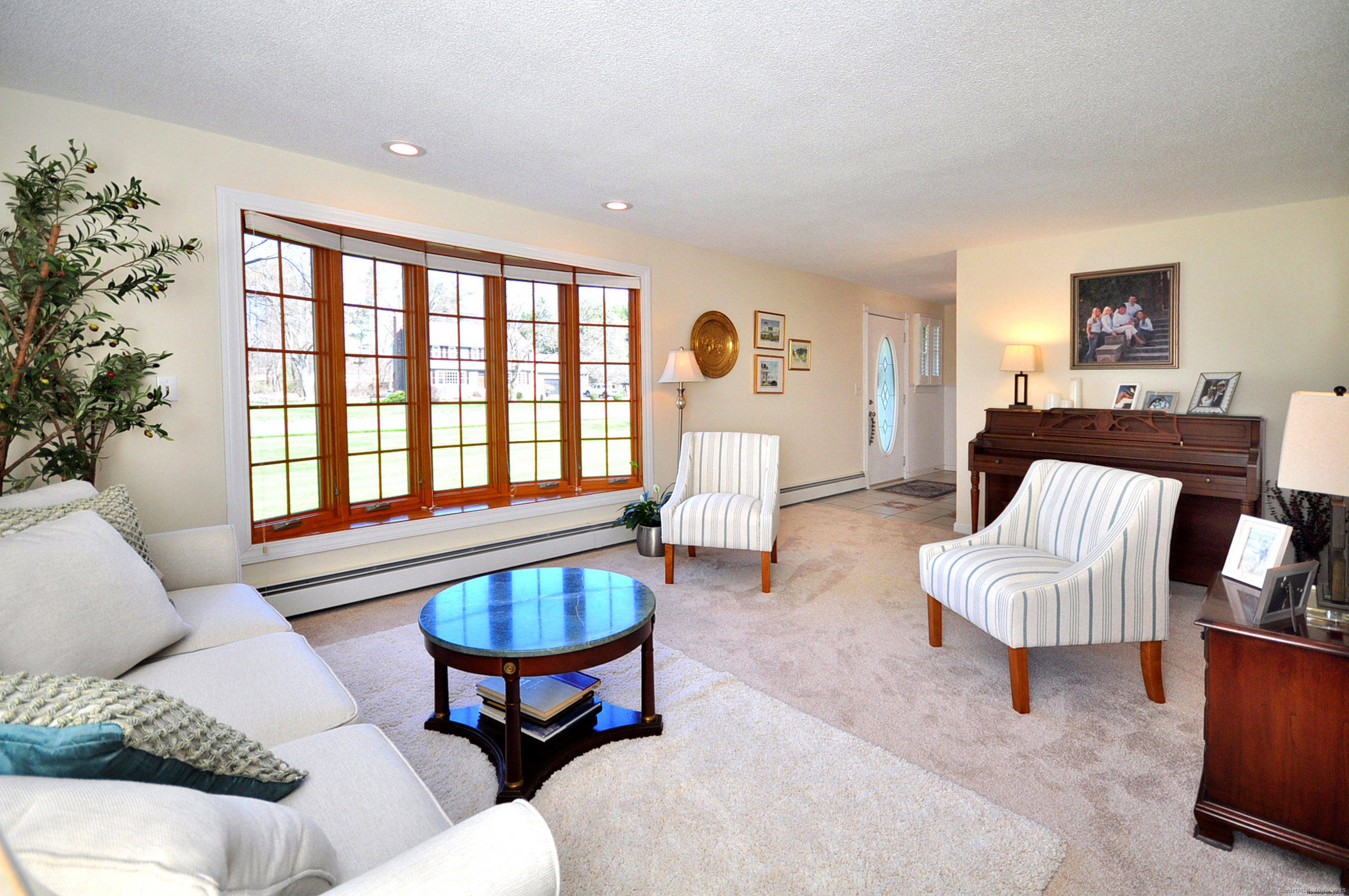 24 Carriage Drive, South Windsor, Connecticut image 13