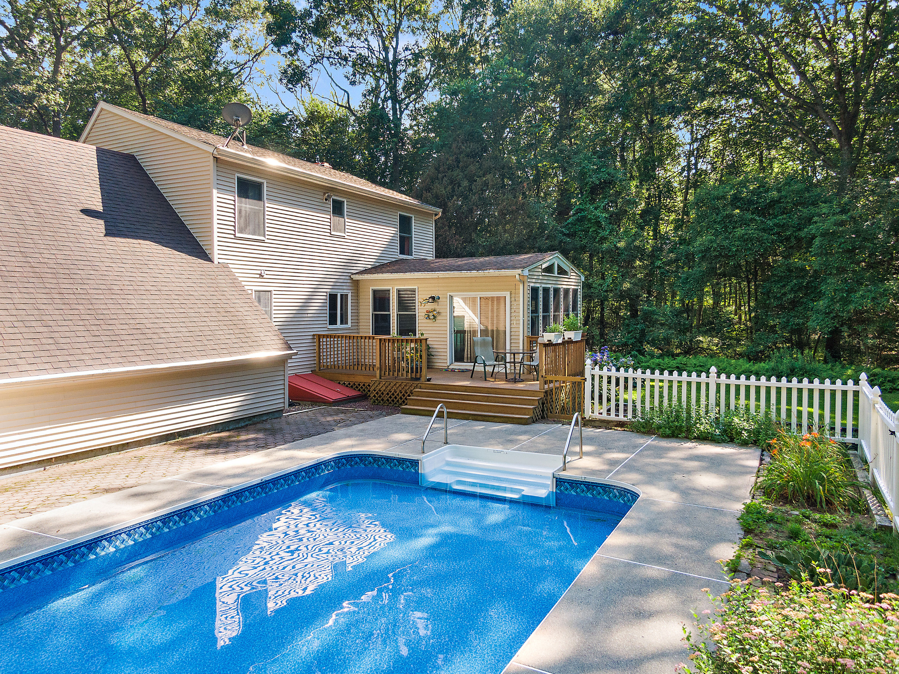 120 Bundy Hill Road