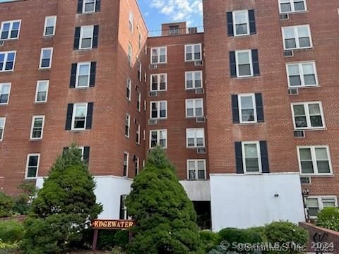 Photo of 7 4th Street #APT 1A, Stamford, CT 06905 (MLS # 24125185)