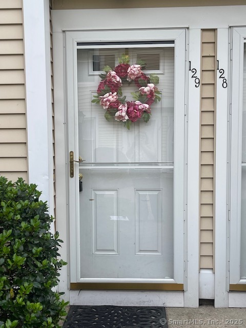 54 Rope Ferry Road H129