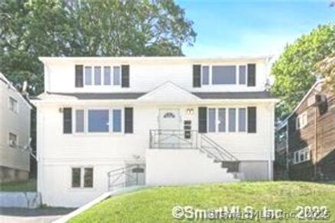 Multifamily For Rent - 466 Merritt Street<br/> Bridgeport, CT 06606