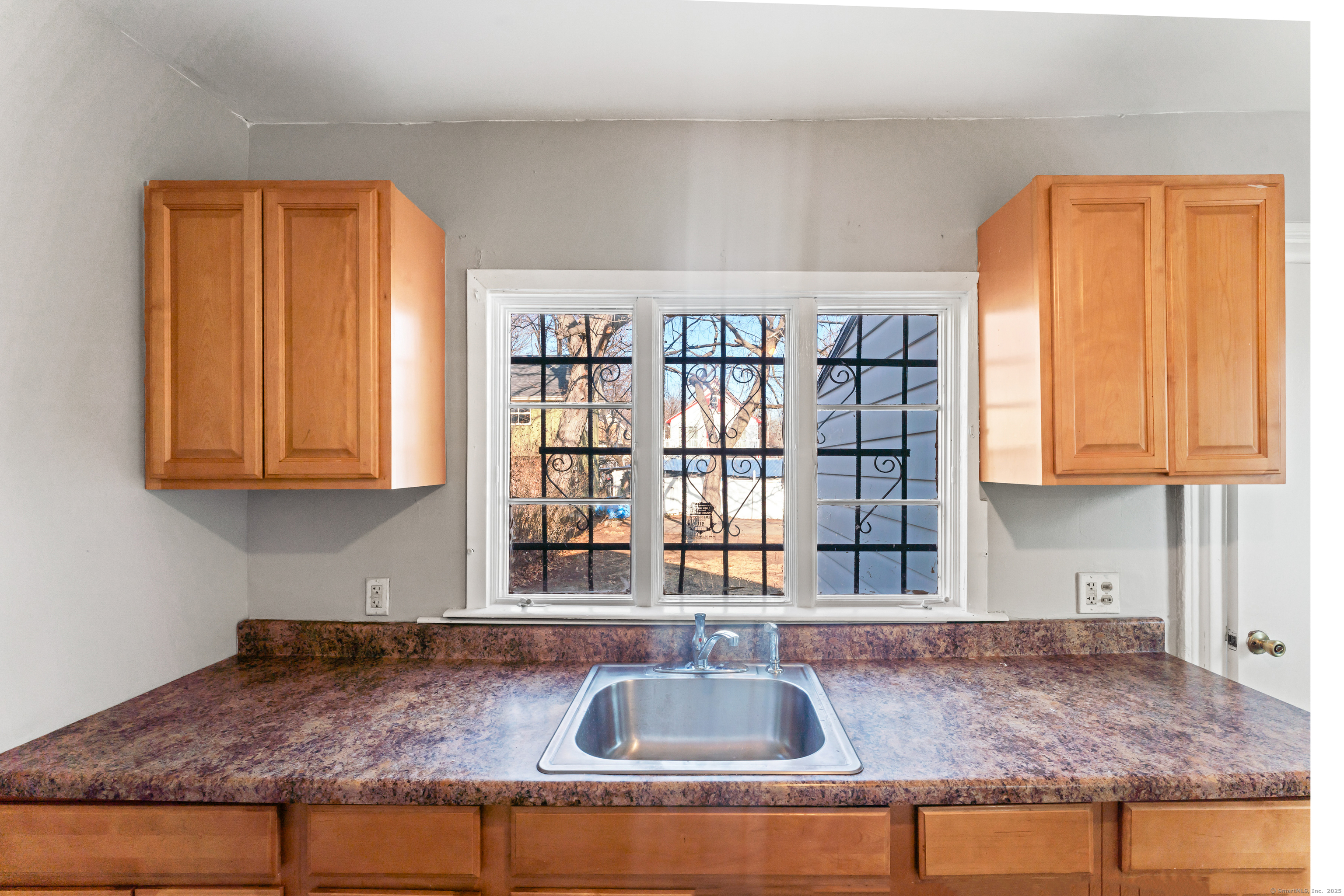 311 Bassett Street, New Haven, Connecticut image 14