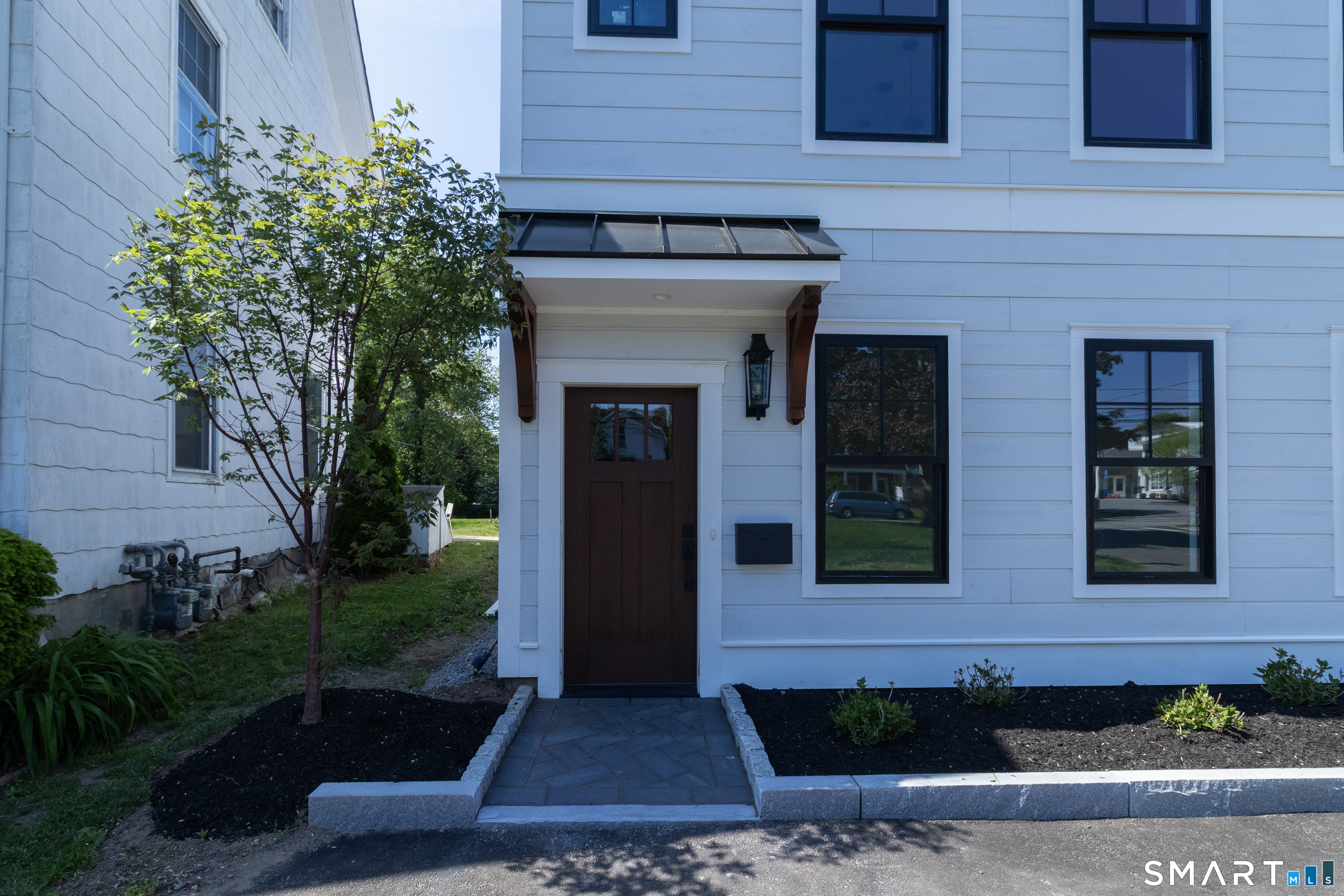 650 Main Street 3