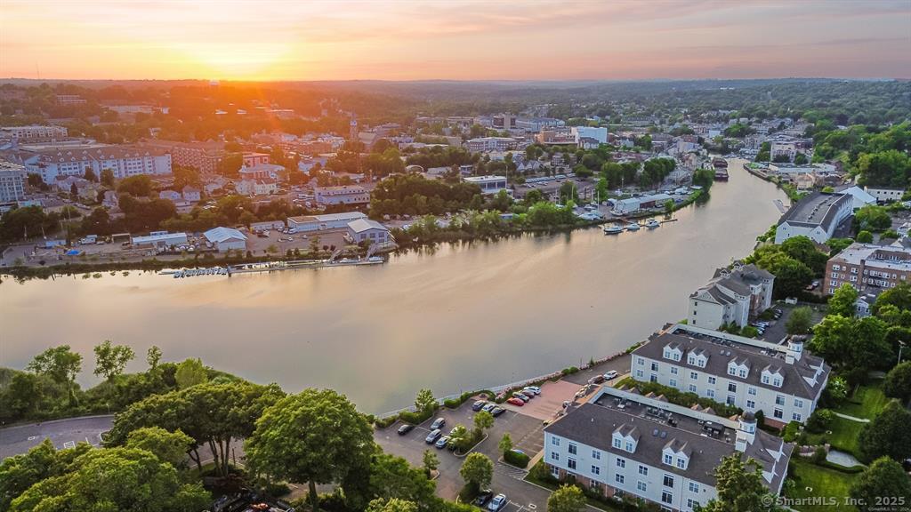 Property for Sale at East Avenue A106, Norwalk, Connecticut - Bedrooms: 2 
Bathrooms: 3 
Rooms: 5  - $544,900