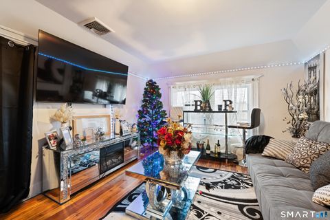 Tiny photo for 386 Huntington Road, Bridgeport, CT 06608 (MLS # 24145574)