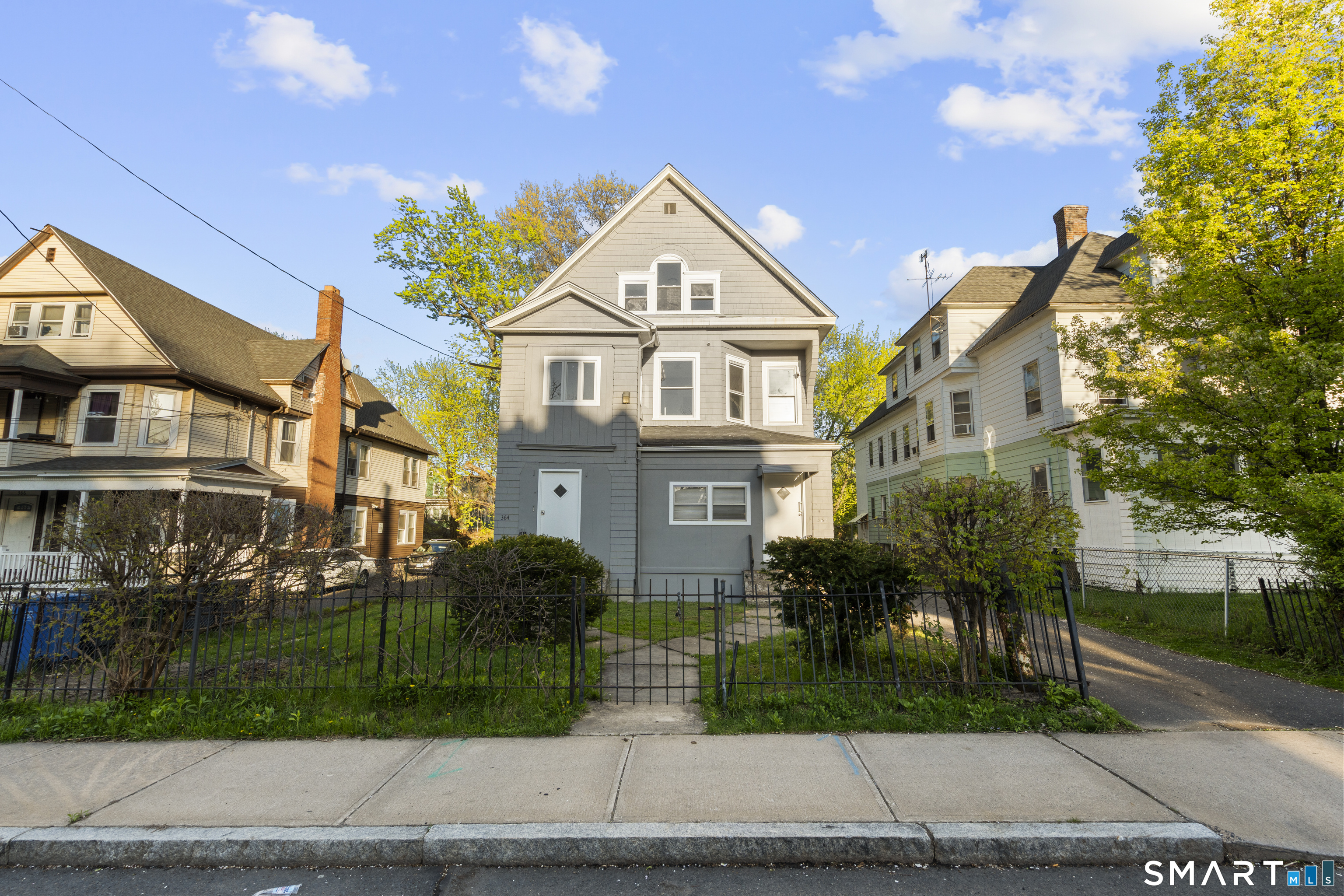 362 Sigourney Street