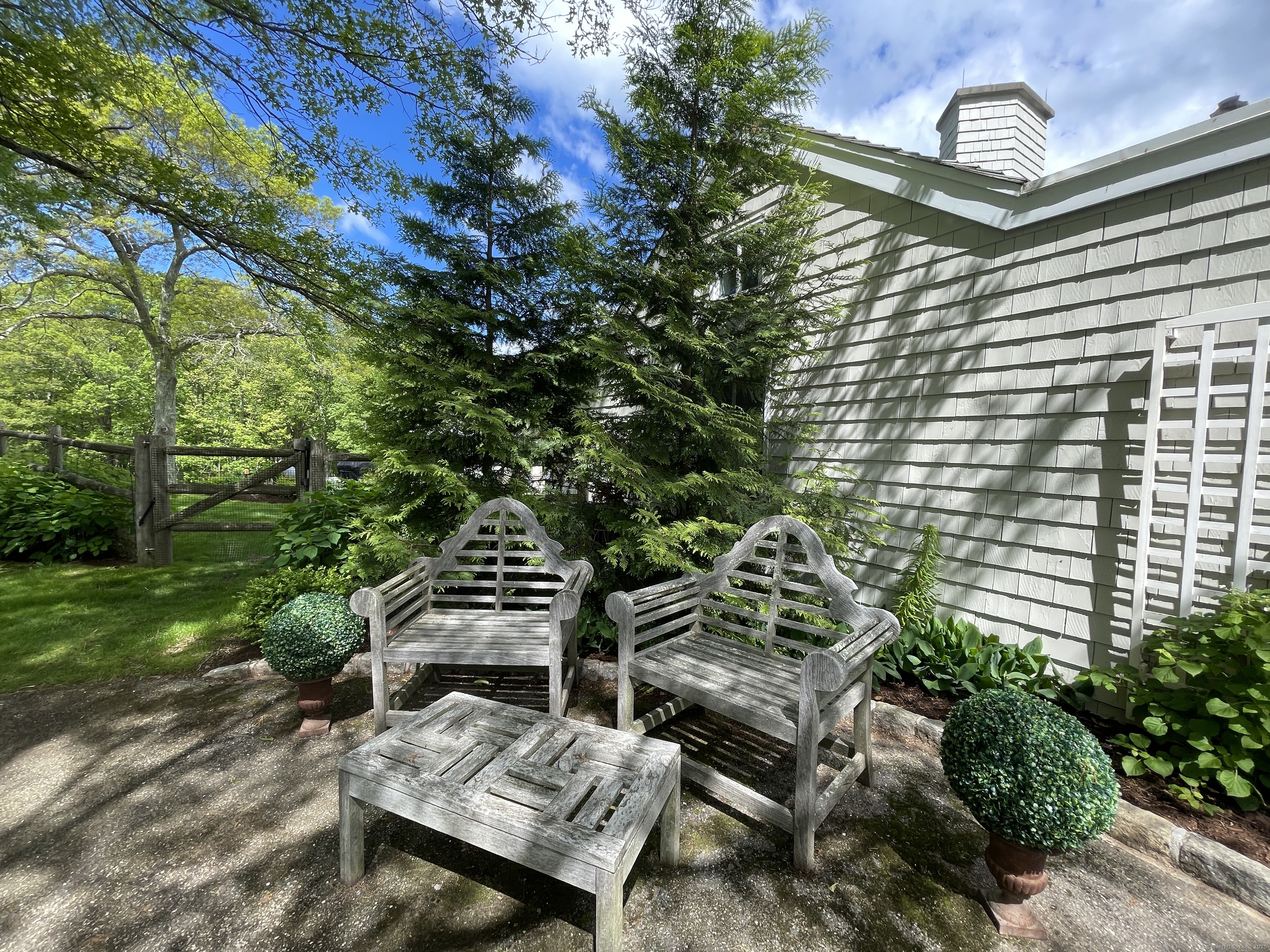 67 Botsford Hill Road