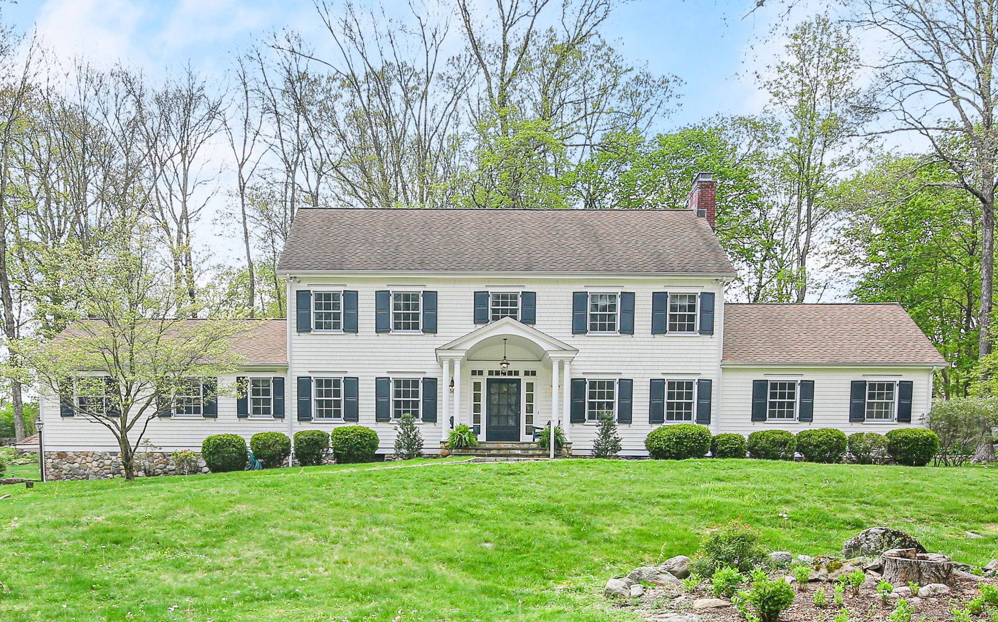 Property for Sale at 61 Bittersweet Lane, New Canaan, Connecticut - Bedrooms: 6 
Bathrooms: 5 
Rooms: 12  - $2,695,000