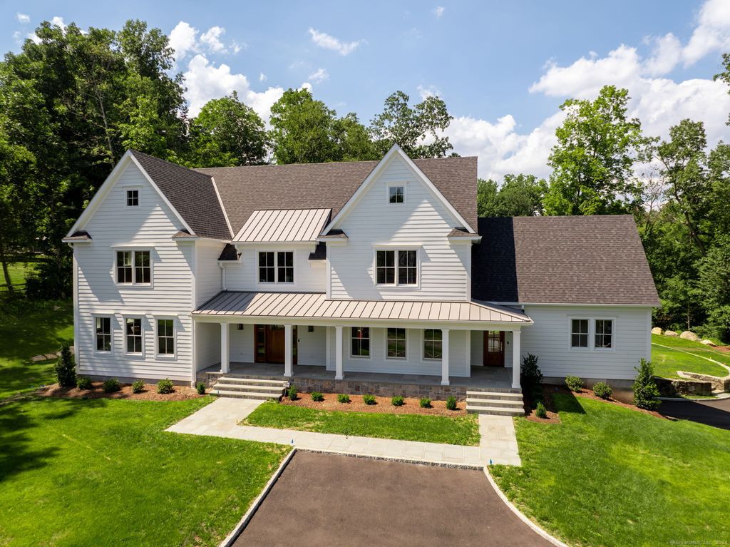 Photo of 25 Hillcrest Road, New Canaan, CT 06840 (MLS # 24169909)