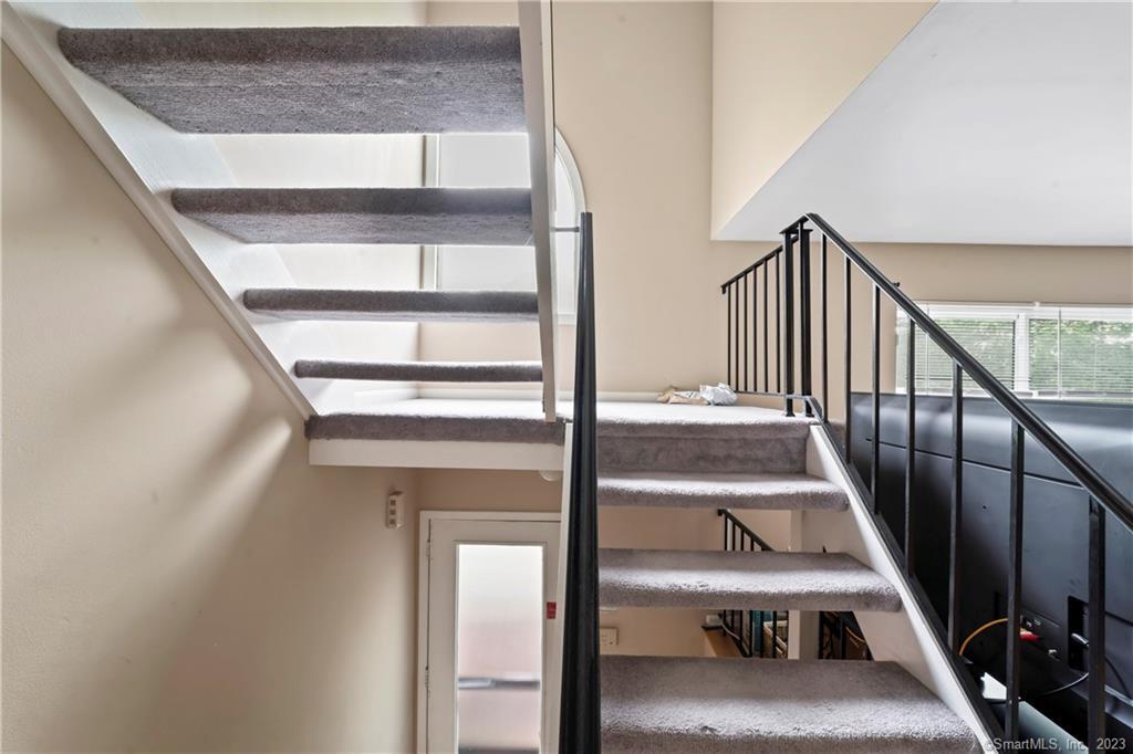 Photo 8 of 13 of 60 Lawn Avenue 41 townhome