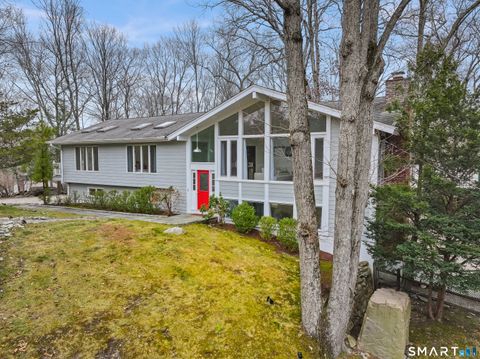 25 Riverbank Drive Stamford CT 06903