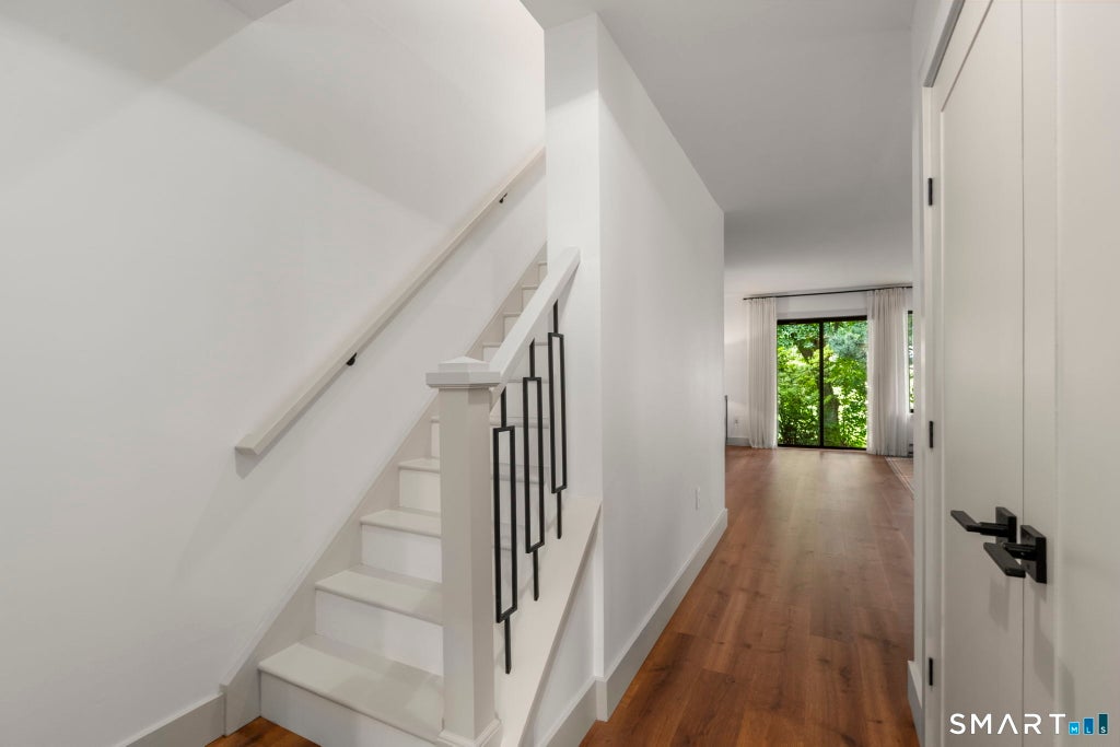 Photo of 29 Margo Court #29, Cromwell, CT 06416 (MLS # 24209292)