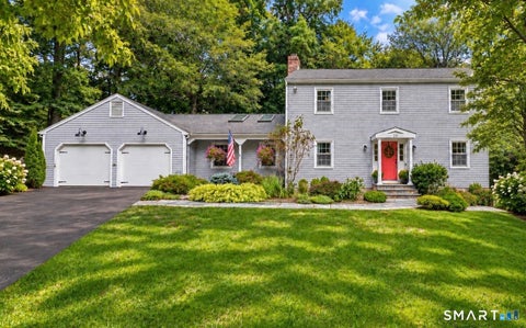 Homes For Sale - 20 Overidge Lane<br/> Fairfield County, Wilton, CT 06897