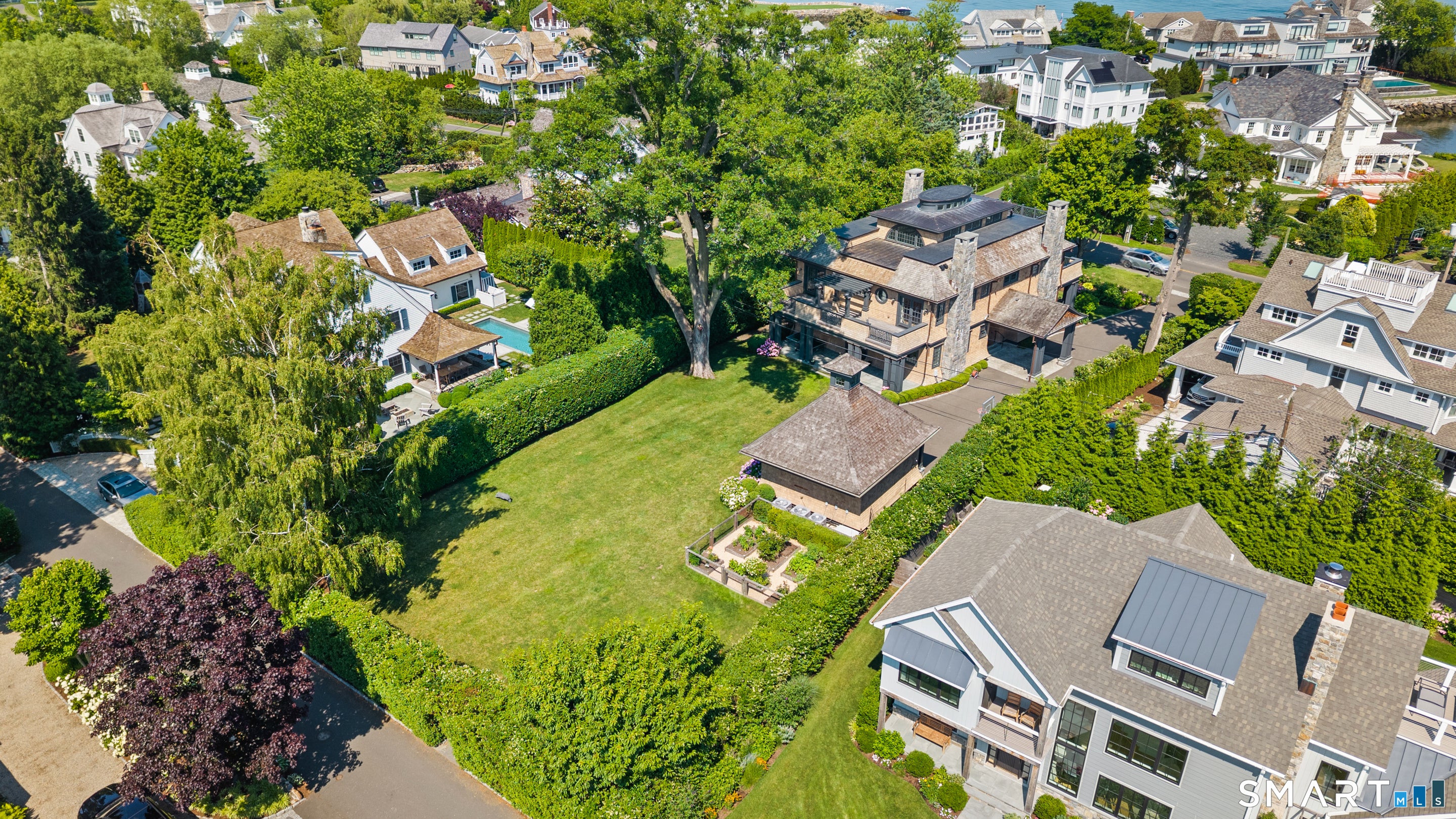 203 Shore Road