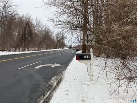 Tiny photo for 316 South Road, Farmington, CT 06032 (MLS # 24147404)