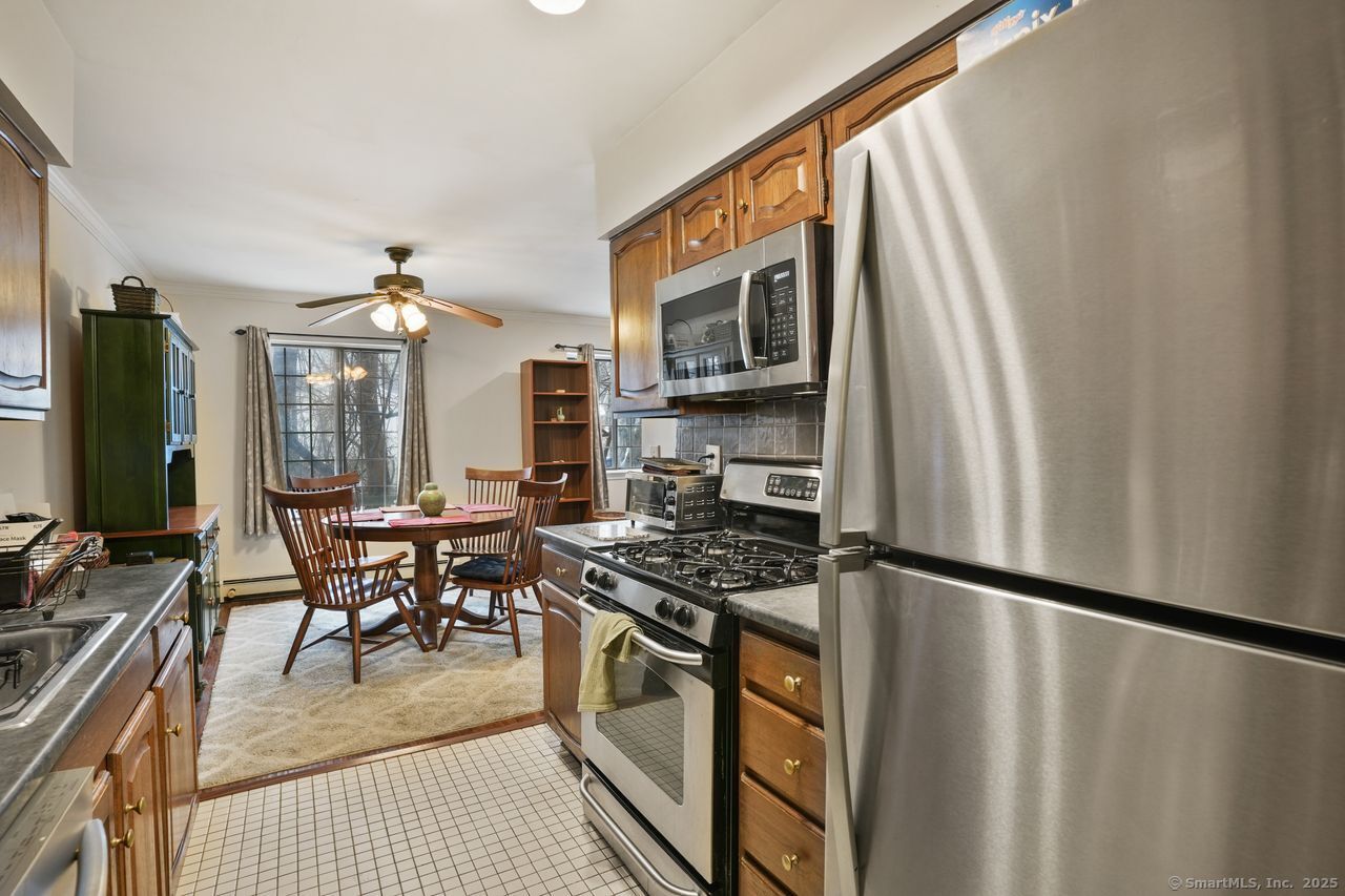40 Teresa Place #40, Bridgeport, Connecticut image 12