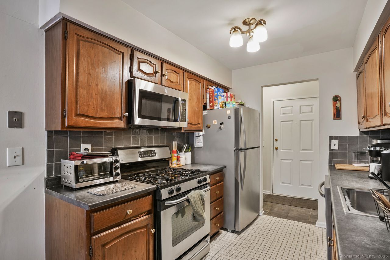 40 Teresa Place #40, Bridgeport, Connecticut image 15