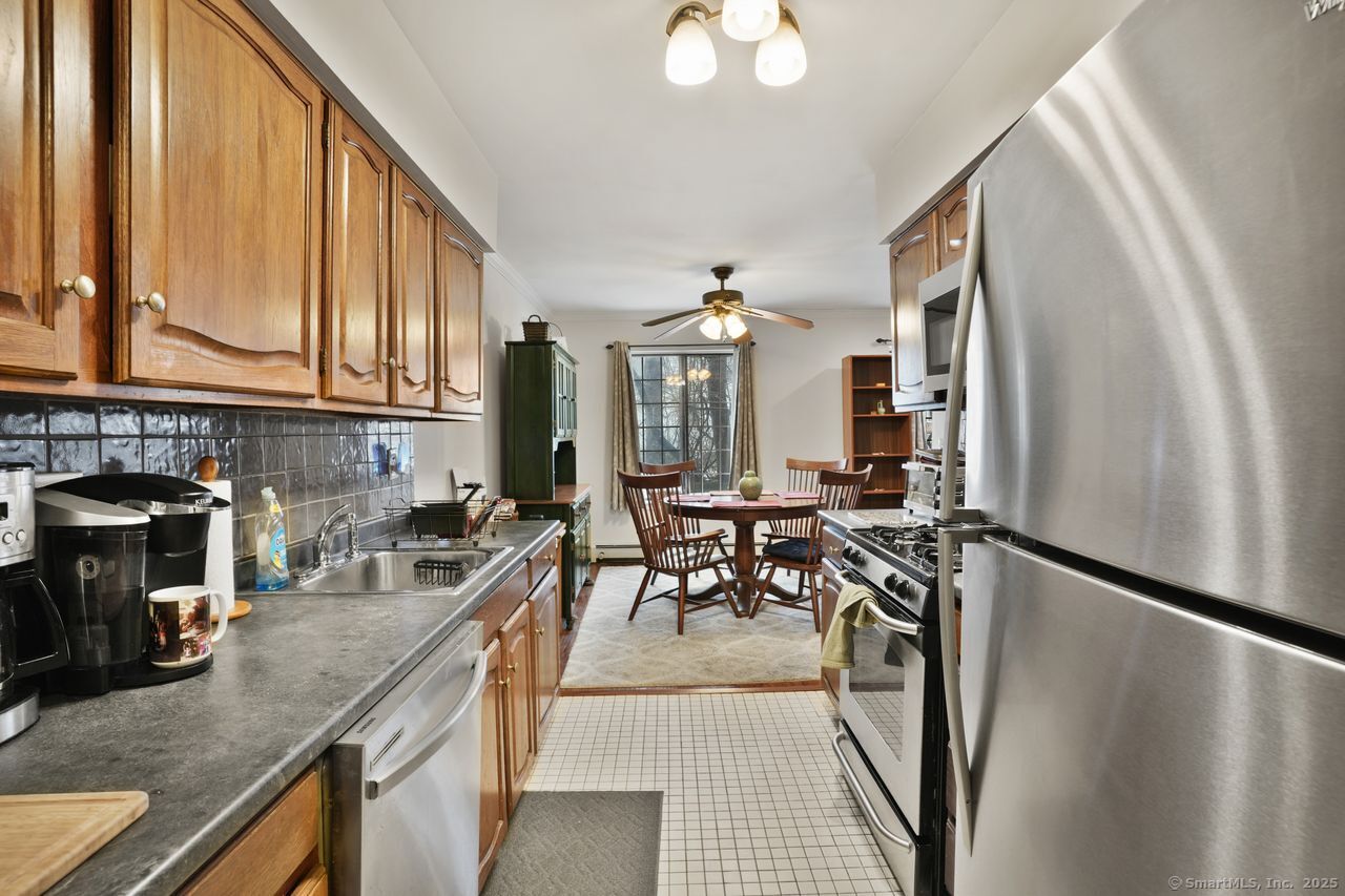 40 Teresa Place #40, Bridgeport, Connecticut image 10