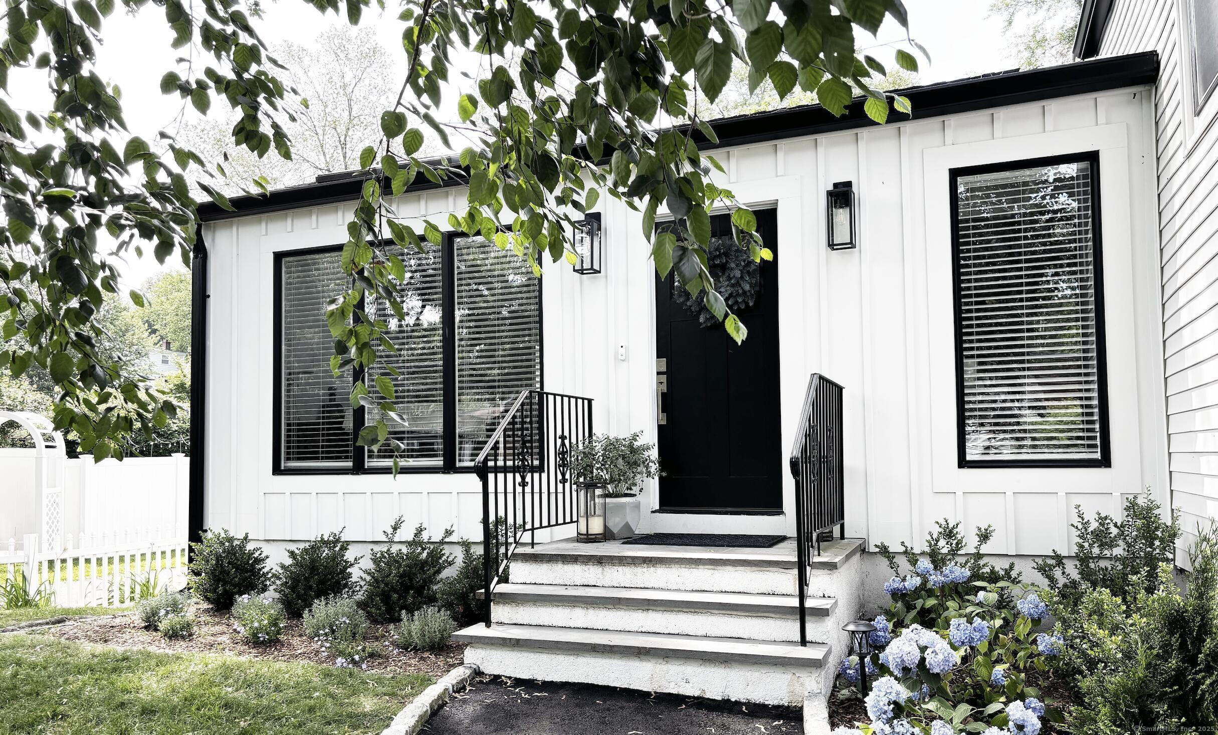27 Mary Lane