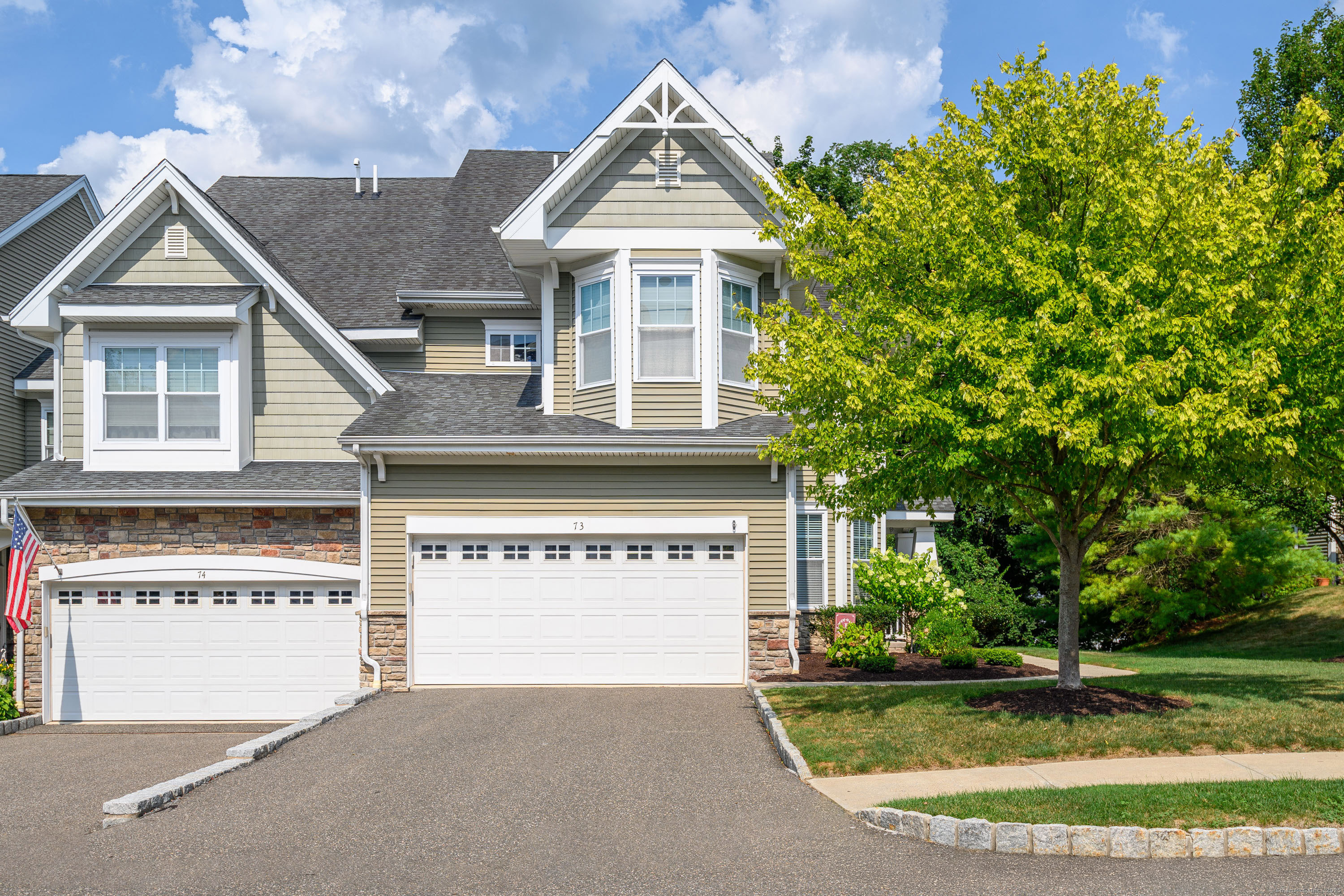 73 Lawrence Avenue 73