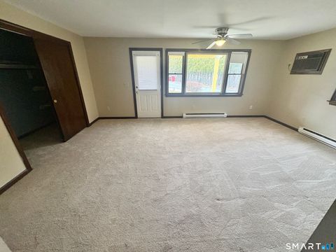 Tiny photo for 302 Boston Post Road #14, Waterford, CT 06385 (MLS # 24161004)