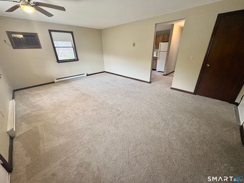 Tiny photo for 302 Boston Post Road #14, Waterford, CT 06385 (MLS # 24161004)