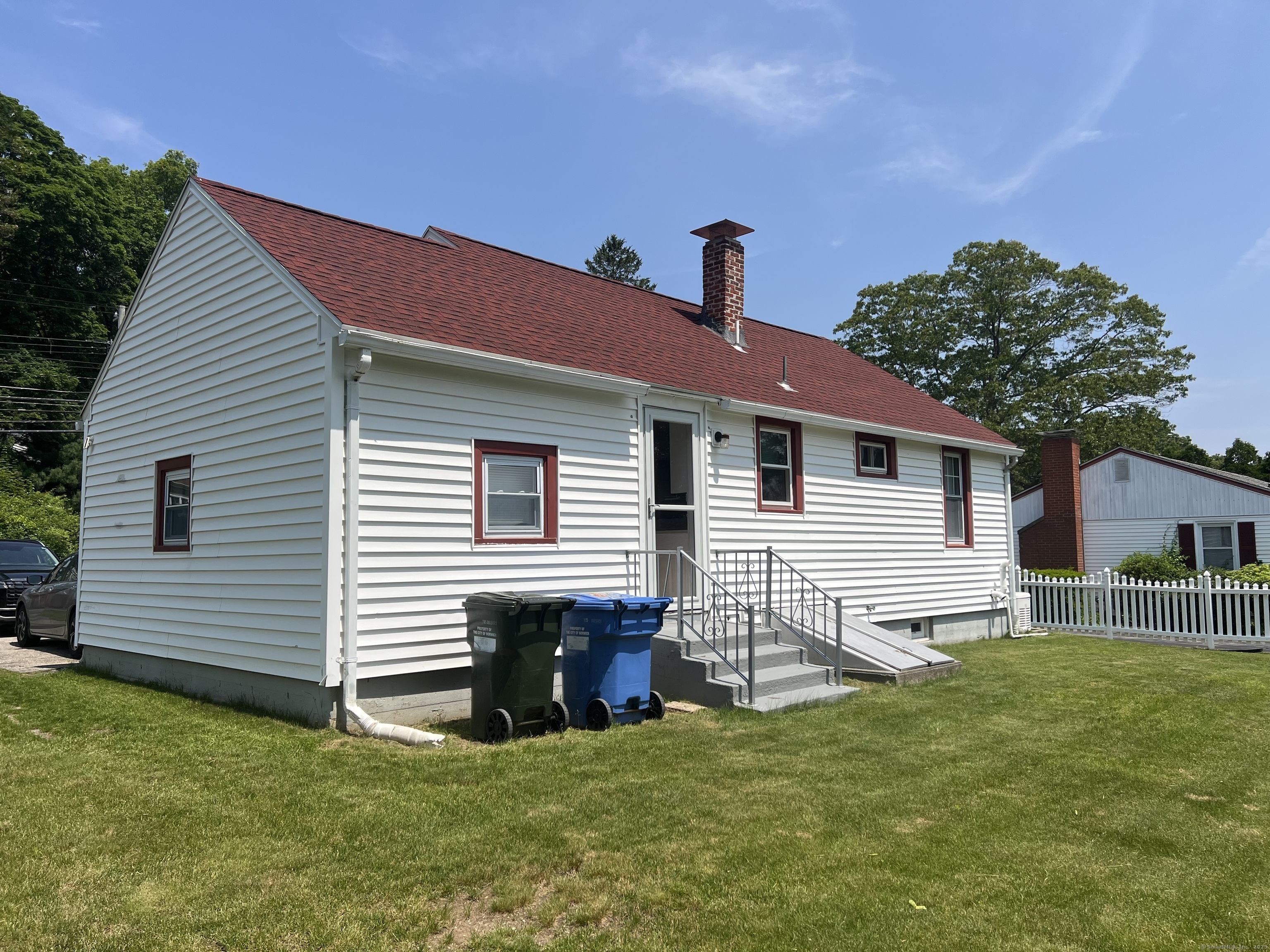 323 Harland Road