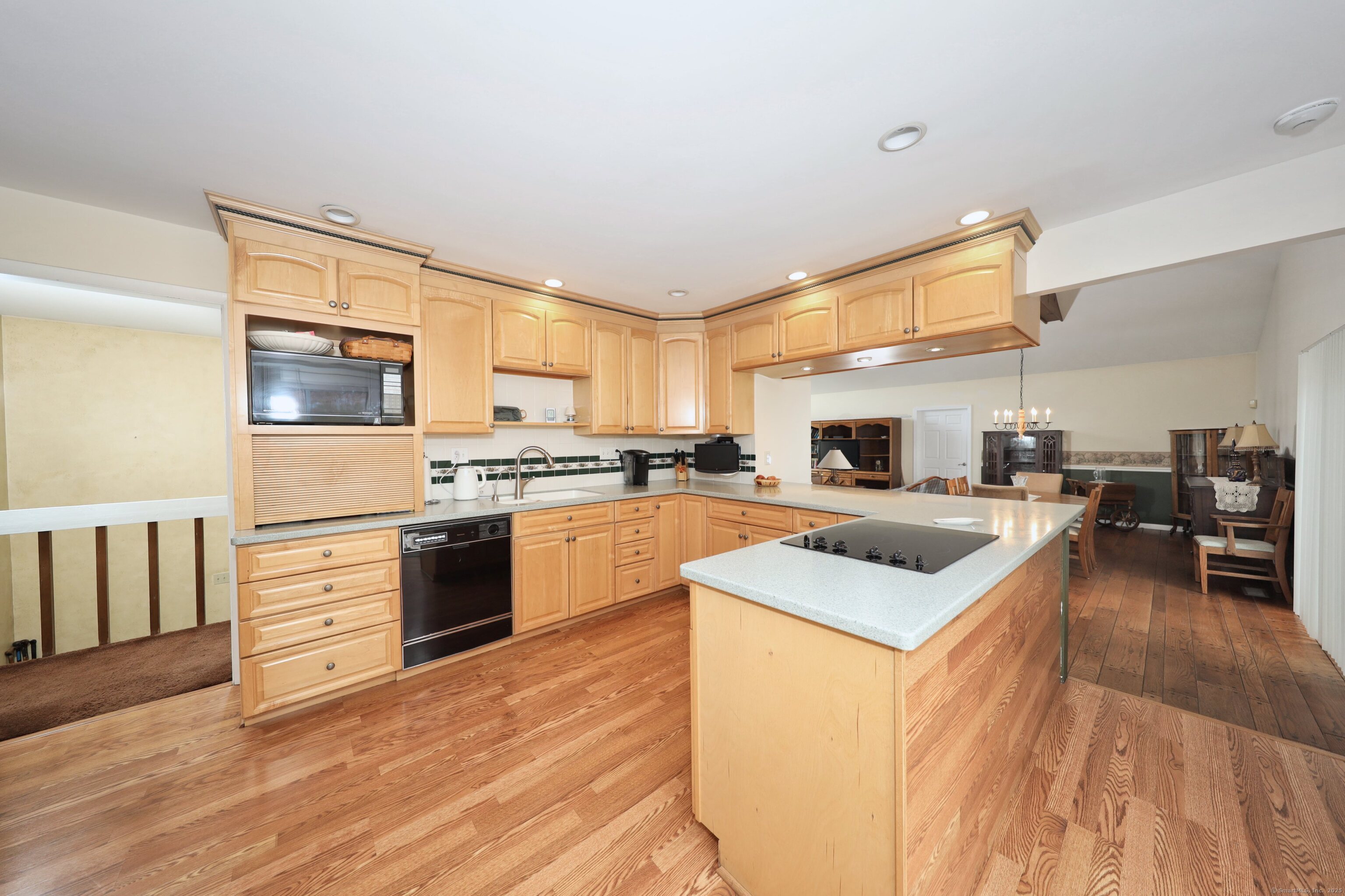 154 S Benham Road, Seymour, Connecticut image 9