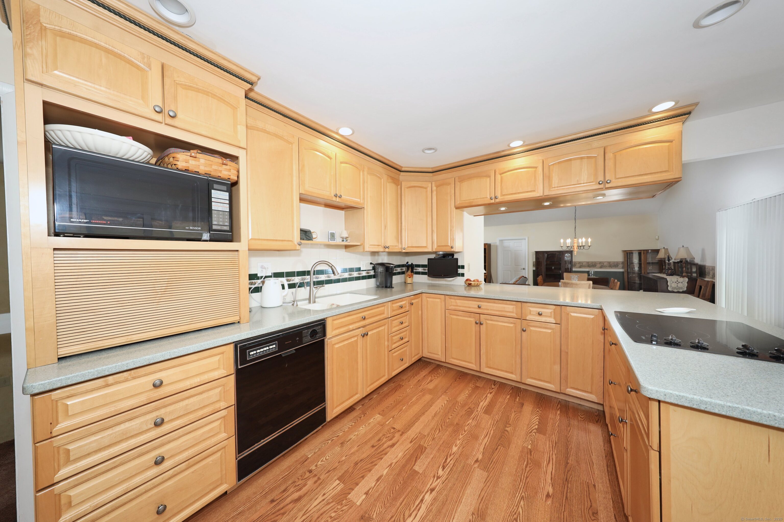 154 S Benham Road, Seymour, Connecticut image 10