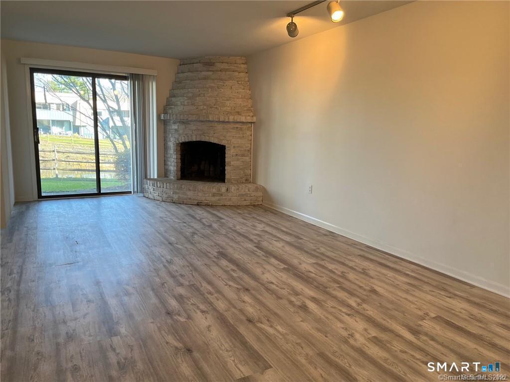 1450 Melville Avenue 1450