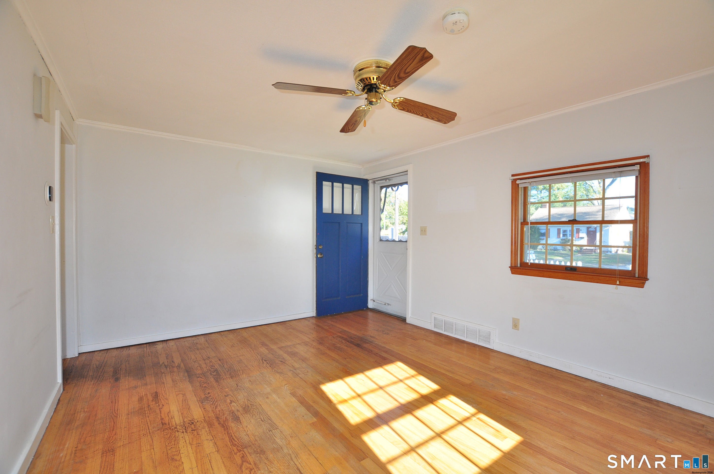 25 Warren Drive